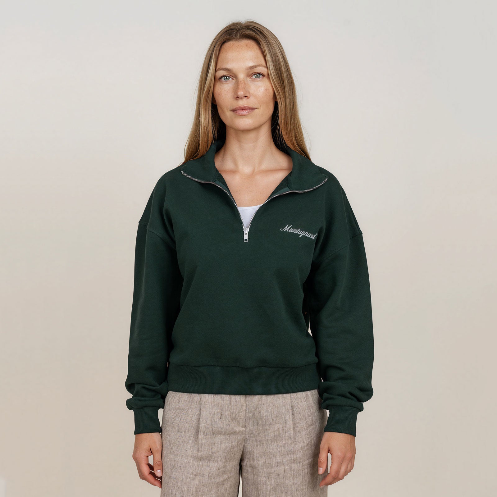 MANGOLA-Half-Zip-Sweatshirt_woman_dark-green_front #color_dark green
