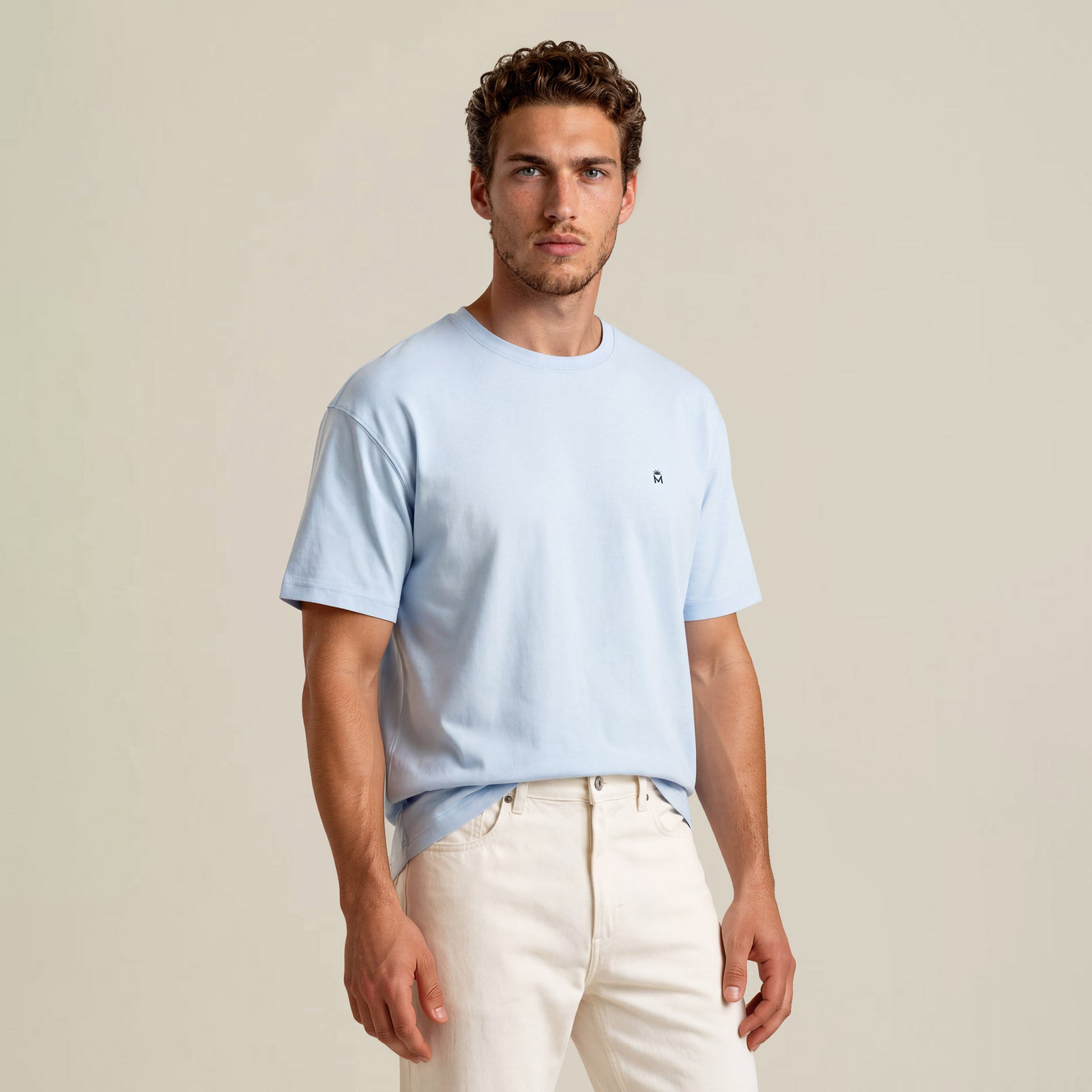 MANGOLA-T-Shirt-Relaxed_man_light-blue_front2 MANGOLA-T-Shirt-Relaxed_man_light-blue_front #color_light blue